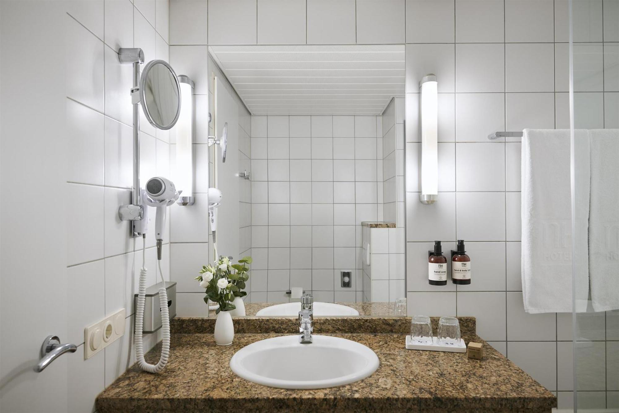 Standard Single Room,1706774122:JPEG